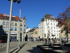 Karl Johans Gate, Haupt- und Prachtstraße der Innenstadt von Oslo
